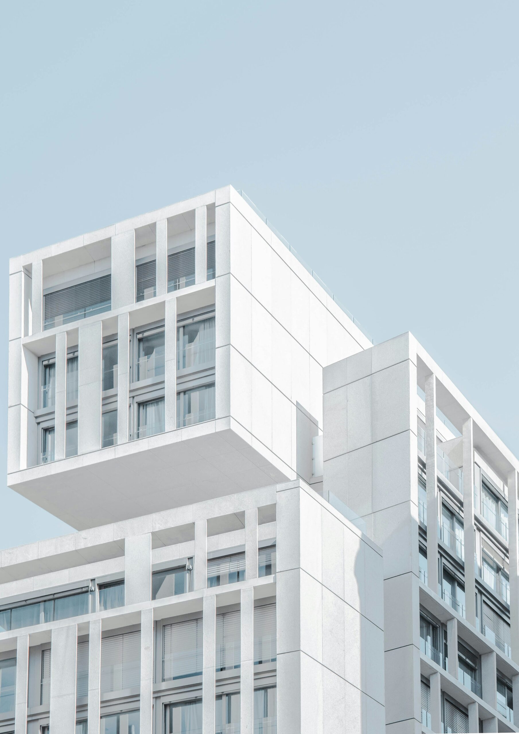 Pisos de diseño moderno: las claves de la vivienda contemporánea